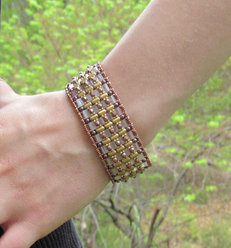 Handledning - Mönster Tila Deluxe Armband Peyotesöm med Tila, Rulla, Firepolish och Ross Beads Kompletta instruktioner bild 7
