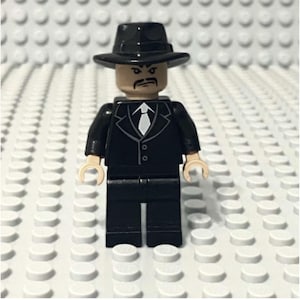 Shanghai Gangster LEGO® Minifigure from  Indiana Jones Temple of Doom 2009