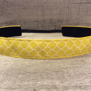 Yellow Moroccan Tile/Quatrefoil Nonslip Headband, Noslip Headband, Sports Headband, Running Headband, Athletic Headband image 1