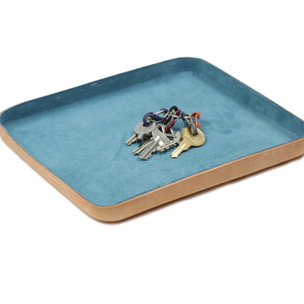 Leather Valet Tray Large. Blue suede interior. Perfect for storing daily essentials such as keys, glasses, coins, watches, and wallets