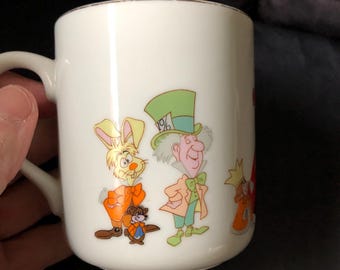 Vintage Disney Alice in Wonderland mug made in Japan