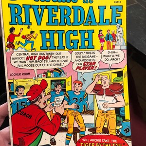 Vintage 1974 Archie comic book Archie goes to Riverdale High