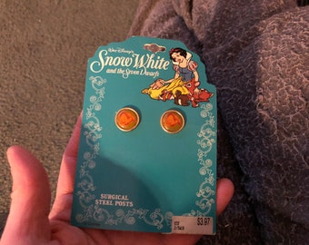Vintage Disney Snow White’s Dopey stud earrings new on card