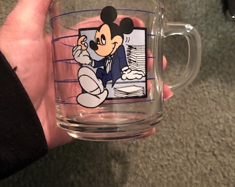 Vintage Disney Mickey Mouse break time glass mug gently used
