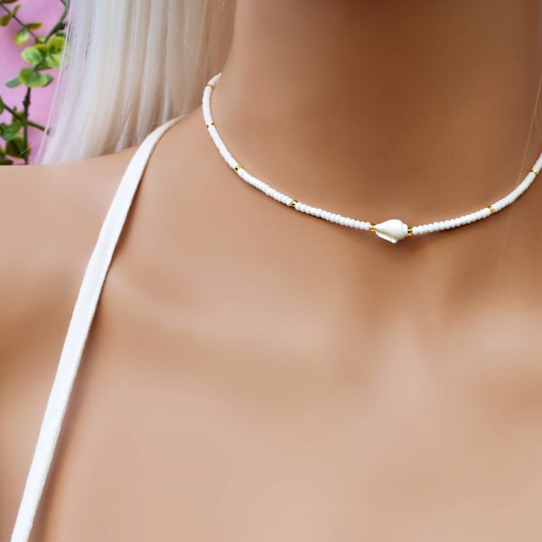 Seashell Choker Necklace - White Choker - Boho Choker Necklace - Bohemian Necklace - Beach Jewelry - Bali Jewelry - White Shell Necklace