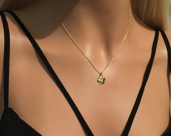 Tiny Clover Necklace - Gold Clover Necklace - Dainty Four Leaf Clover Necklace - Lucky Clover Necklace - Gold Vermeil Clover Necklace