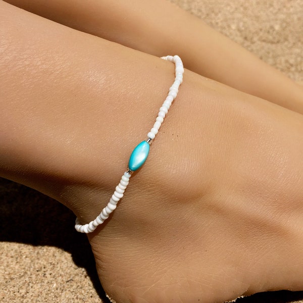 White Anklet, Beaded Anklet, Ankle Bracelet, Turquoise Anklet, Plus Size Anklet, Shell Anklet, Beach Jewelry, Shell Jewelry, Beach Anklet