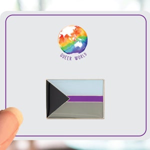 Pin rectangular de esmalte con bandera de la comunidad LGBTQ+ - broche - pin con etiqueta - regalo LGBTQ+ - Orgullo