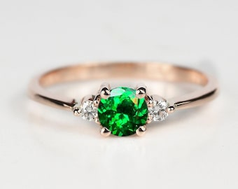 Natural Tsavorite and Diamond Engagement Ring | Three stone ring | Anniversary Ring | 9k/14k/18k Rose, White, Yellow Gold and Platinum Ring