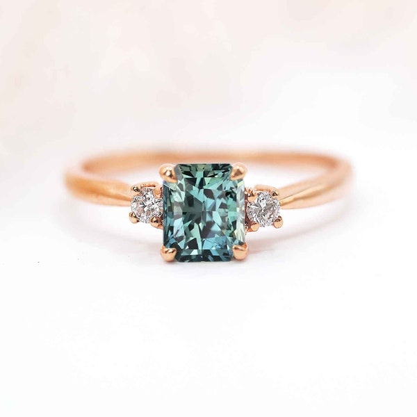Radiant cut teal sapphire and diamond vintage ring | radiant cut sapphire engagement ring | Unique sapphire and diamond ring for love!