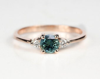 Anillo de compromiso con zafiro verde azulado natural y diamantes / Anillo de tres piedras / Anillo de aniversario / Anillo de oro rosa, blanco y amarillo de 9 k/14 k/18 k para ella