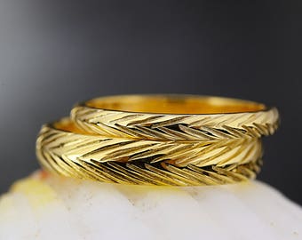 Wheat Pattern Hand Engraved Wedding Band-2mm and 4mm His and Hers Wedding Rings Set-Wheat Wedding Band-Hand Made to Order