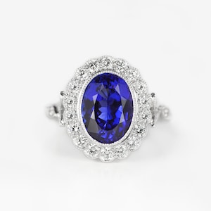 14K 18kWhite Gold ,Natural Oval Tanzanite Engagement Ring, Fashion Ring, Vintage Ring, Halo Ring, Oval Halo, Anniversary Gift, Diamonds Ring