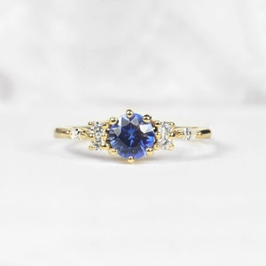 Anillo de compromiso de zafiro azul- Anillo de compromiso de zafiro azul y diamantes-Anillo de compromiso de zafiro-Anillo de zafiro natural de Ceilán