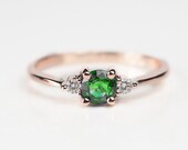 Round tsavorite diamond engagement ring, green garnet engagement ring, diamond ring, tsavorite ring, dainty ring, green stone ring