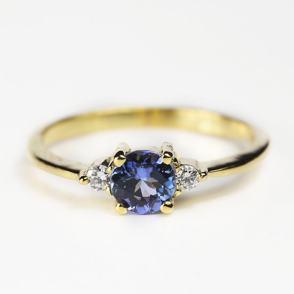 tanzanite yllow gold ring- tanzanite14k ring-tanzanite 9k ring- tanzanite engagement ring- tanzanite and diamond ring- blue stone gold ring
