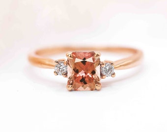 Radiant cut morganite and diamond vintage ring | radiant cut morganite engagement ring | Unique morganite and rose diamond ring for love!
