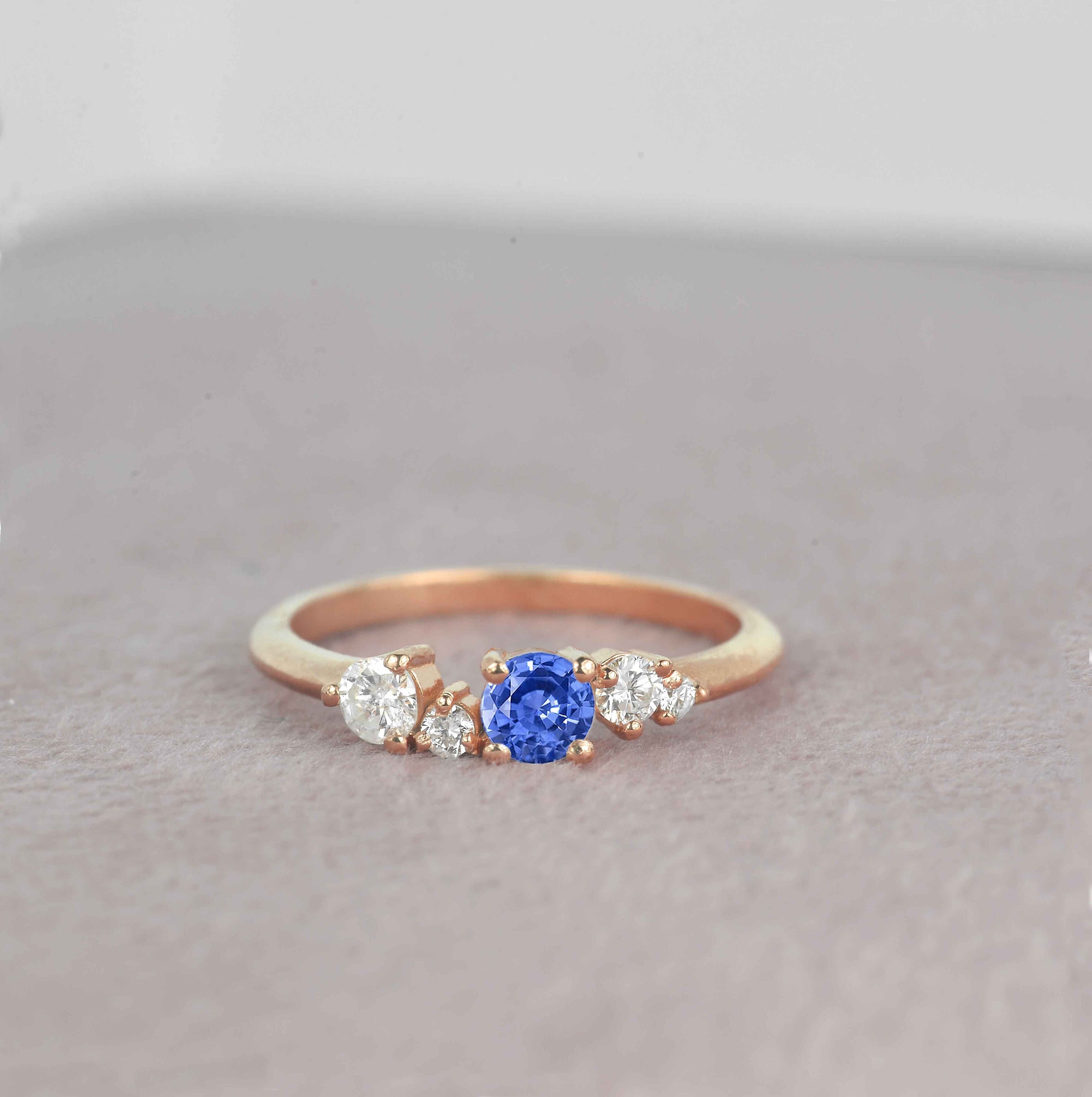 Round 4mm Light Blue Sapphire Engagement Ring | Diamond Wedding & Vintage 9K/14K/18K Rose Gold, Platinum