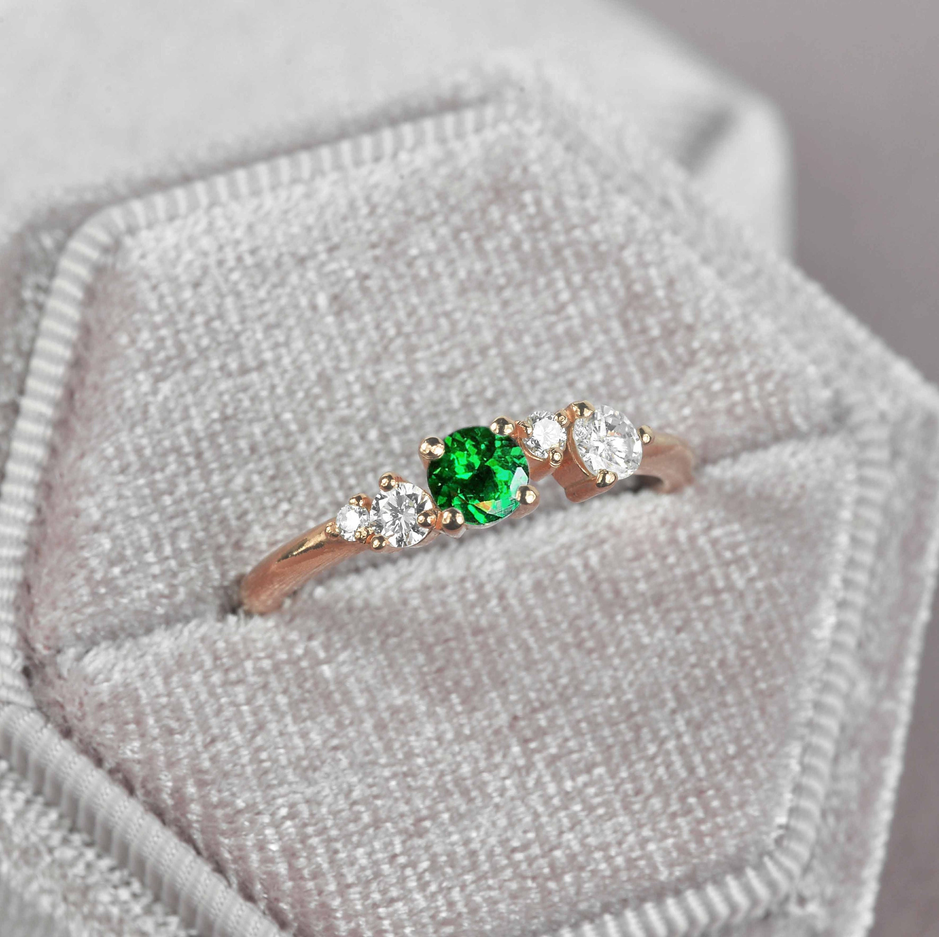 4mm Round Tsavorite & White Diamond Engagement Ring | Wedding Vintage 9K/14K/18K Rose Gold, Platinum