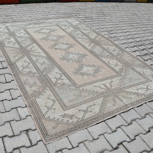 6x9 Beige Brown Rug, Vintage Rug 6x9, 6x9 Turkish Rug, Handmade Rug, Oushak Rug, Living Room Rug, Decor Rug, Faded Rug, Muted Rug,Home Decor