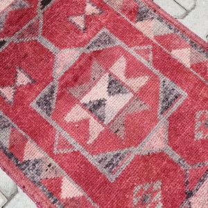 3x11 Runner Rug, Vintage Rug, Rug Runner Turkish, Muted Color, Red, Pink, Handmade Wool Rug, Oushak Runner 3x11, Runner, Rug, Herki Runner