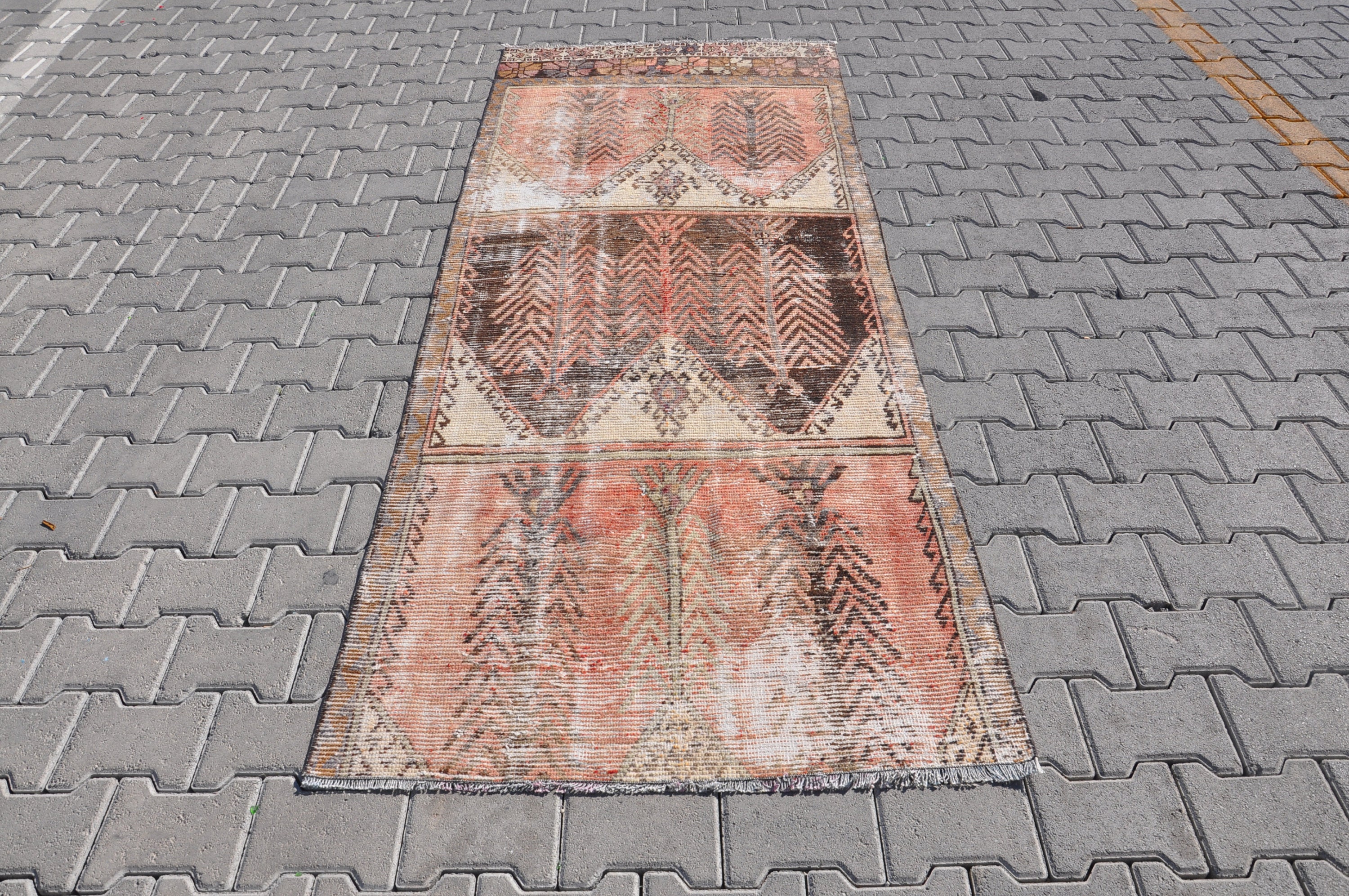 turkish Runner 3x8, Turkey