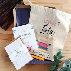 Box lecture personnalisé pour fan de lecture, pochon lecture et marque page bois personnalisé