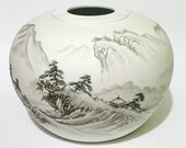 Japanese Fukagawa Mount Fuji Signed Large White Vase with Original Wooden Storage Box, Japanese Pottery, Vintage, CecysAsianShop