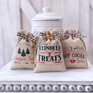 Mini Christmas Burlap Sack: Tiered Tray Decor