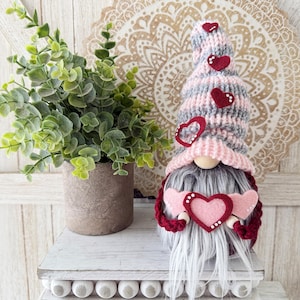 Valentine&#39;s Day Heart Gnome with Slouchy Hat - Tiered Tray Decor