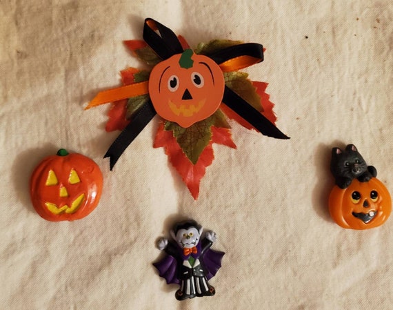 Vintage Pin-Bright Orange Jack-o-Lantern