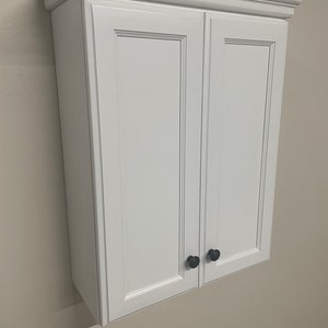 Alder Traditional Style Storage Cabinet /Medicine Cabinet/Vanity in White