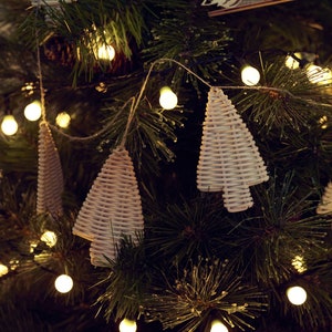 クリスマス DIY バスケットキット | ツリーガーランド | ラタン/籐、自分で作る | WonderWeaver デザイン | クラフトキット | クリスマスギフト | クリスマスツリー