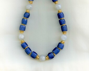 アンティーク トレード ビーズ ネックレス - ファセット ロシアン