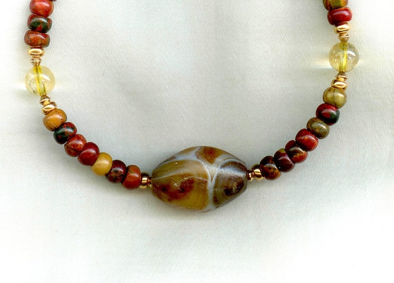 Ancient Indo-Tibetan Natural Dzi bead with Natural Eyes