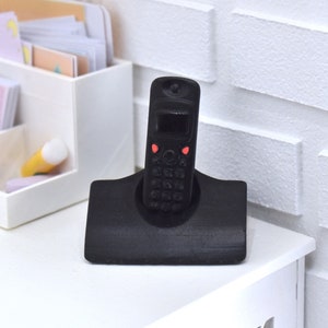 miniature landline phone 1/4 minifee msd or other of the same size