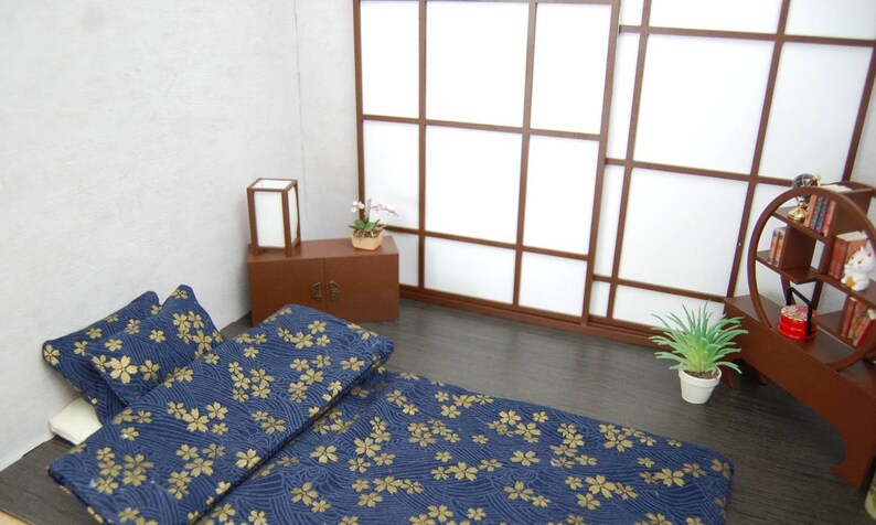 Chinese / Japanese bed / futon for pullip, Blythe, fashion royalty, phicen or others of the same size image 5