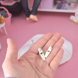 Miniature simulation baby thermometer bjd, lati yellow, pukifee, nappy choo or similar