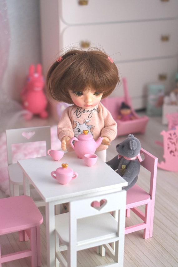 Tea Set for 1/8 Dolls Like Lati Yellow, Pukifee , Bébé Barbie Dolls or  Similar. 