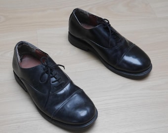 Vintage mens Oxfords Tie Loafers Vintage 70s 80s Black solid leather Round toe Size 6