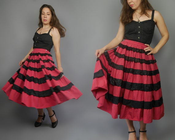 VINTAGE 50's Carmen skirt Tiered full skirt 1950's