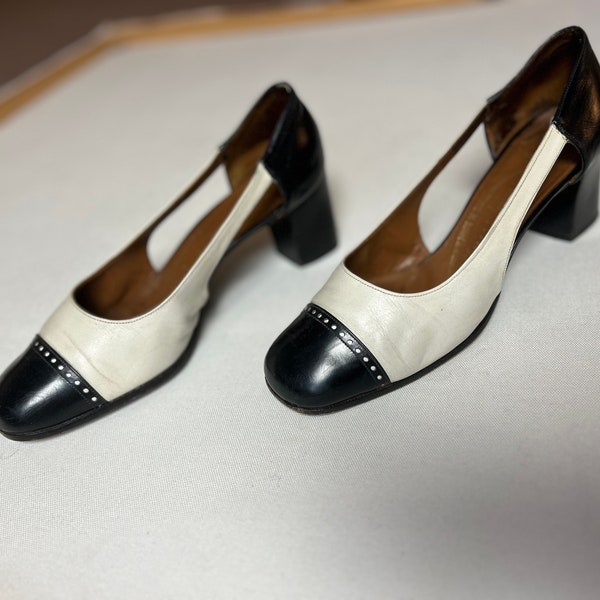 Bally Bellezza black white saddle heels, Wingtip shoes, square toe, Vintage 60s 1960s Square shoes heels Size UK 5 D