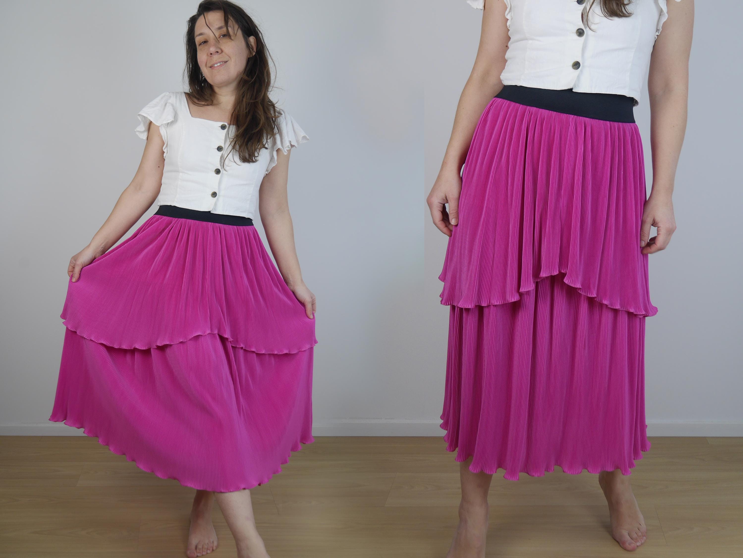 Gonna a strati color magenta Piccole pieghe a fisarmonica Elastico