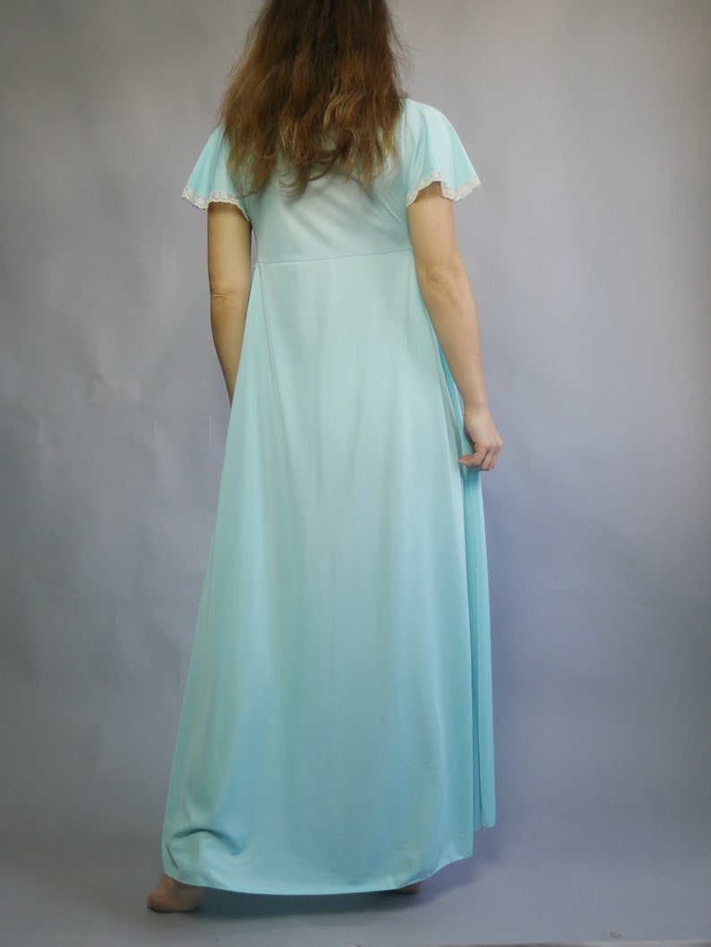Blue woman robe from 80/'s Long length Kimono dressing gown Butterfly sleeves Lace details Light synthetic homewear Vintage woman robe 80/'s