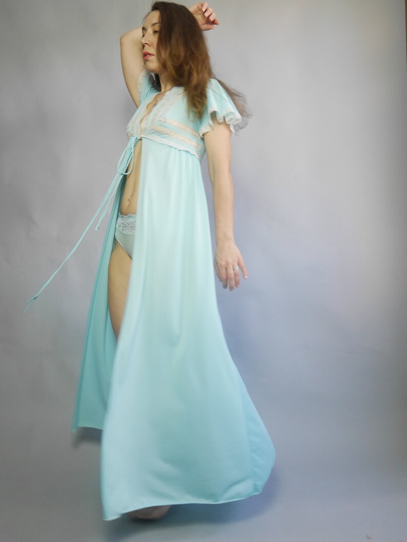 Blue woman robe from 80/'s Long length Kimono dressing gown Butterfly sleeves Lace details Light synthetic homewear Vintage woman robe 80/'s