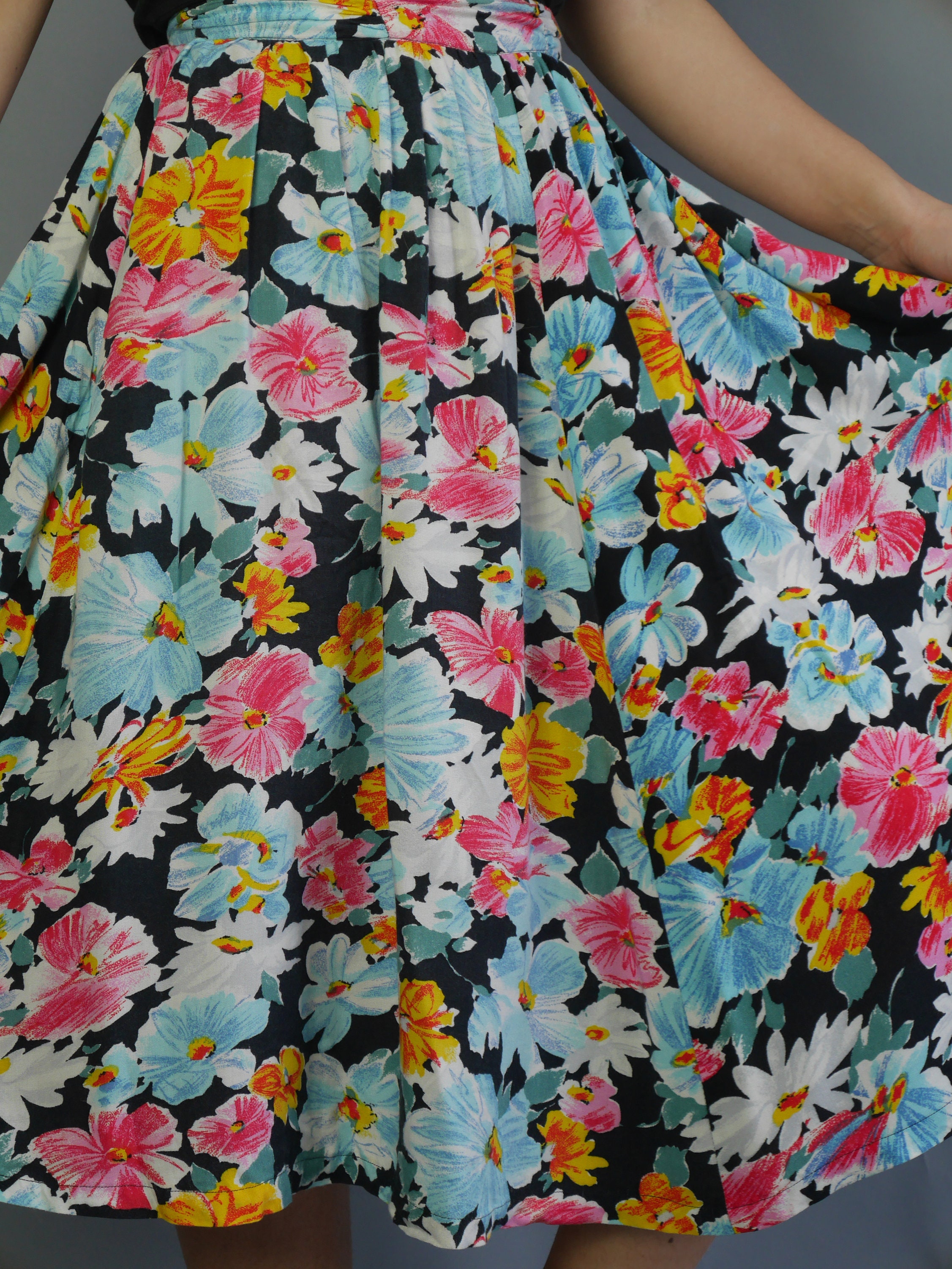★E.B.M★ Flower Layered Skirt EMP5ETP010 Women's Midi Length Skirt 3D Layered Floral Printed Elastic