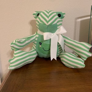 Memory Frog, Memory Item made with loved ones clothing, Frog made from clothing, Stuffed Frog image 2