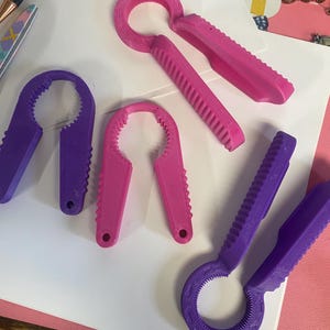 3D Printed Bottle Opener Grip Aid | Easy Twist Jar & Bottle Cap Opener | Arthritis Hand Helper | Assistive Kitchen Tool | Handmade Gift