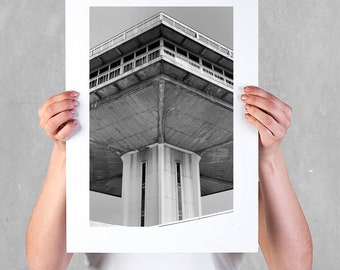 Forton Services Risograph Print: Brutalist Architektur Fotografie (A3)