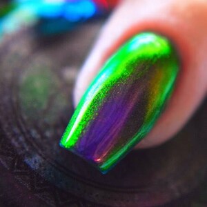 POP Polish The Slickest Of Them All Nail Polish Quick Dry with Sifting Oil Slick 360 DuoChrome Mirror MultiChrome Purple Green Blue image 9